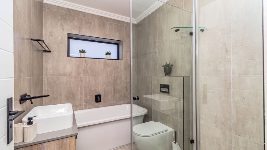 3 Bedroom Property for Sale in Tergniet Western Cape